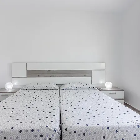 Cozy In El Duque By Altamarhomes Apartmán